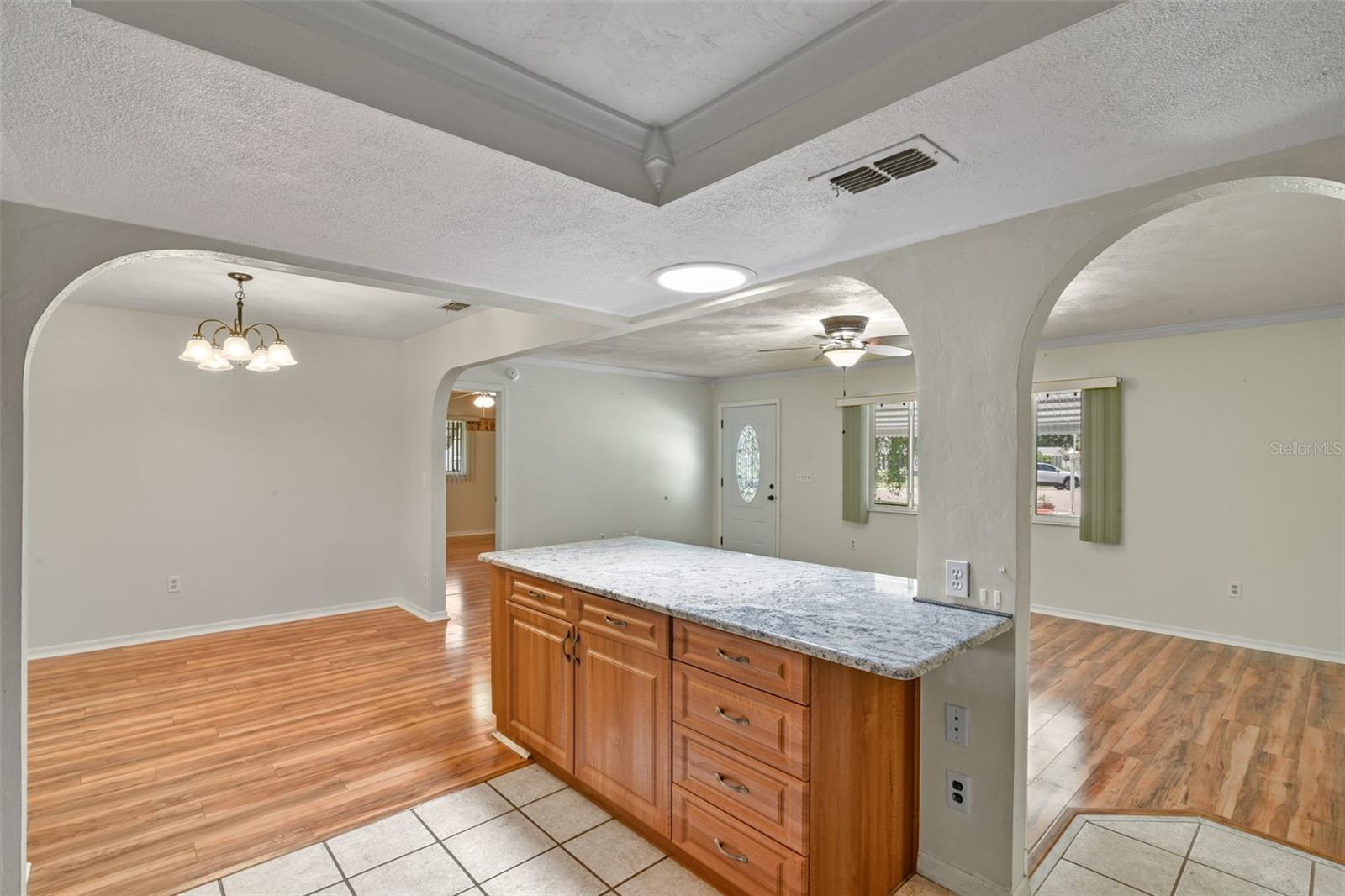 Image 17 of 65 For 10185 175th Lane