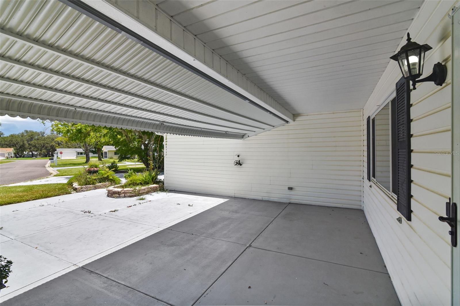 Image 6 of 65 For 10185 175th Lane