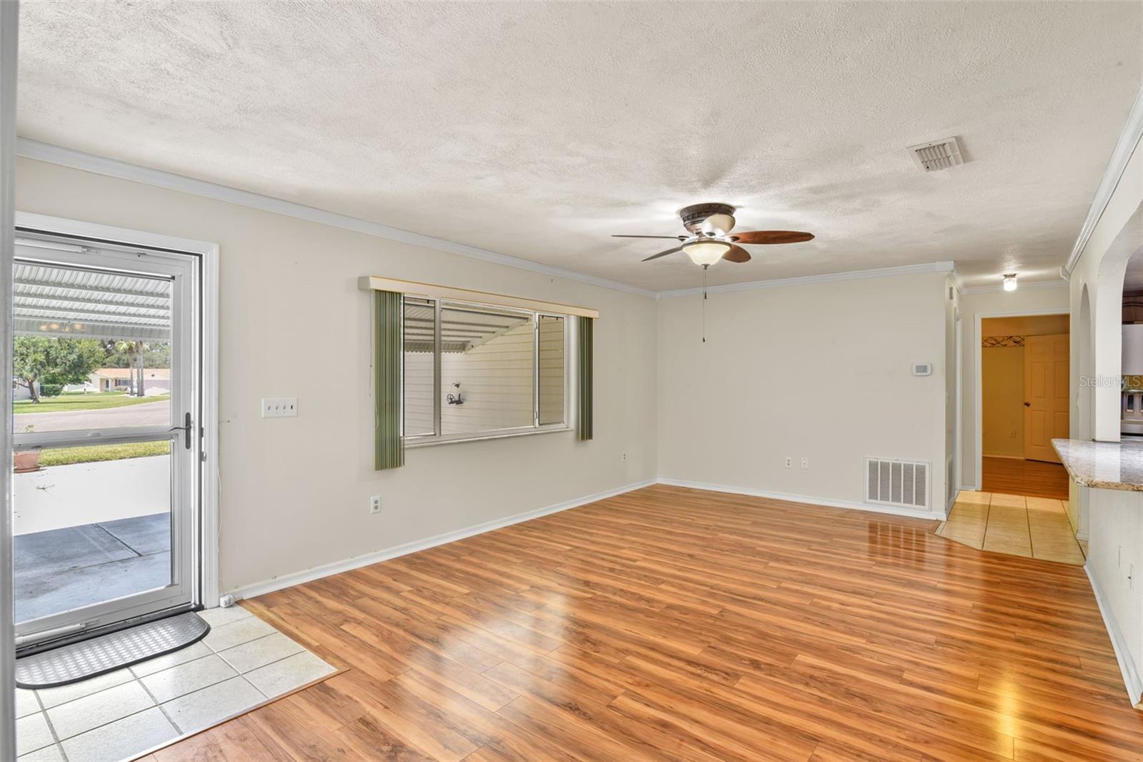 Image 8 of 65 For 10185 175th Lane
