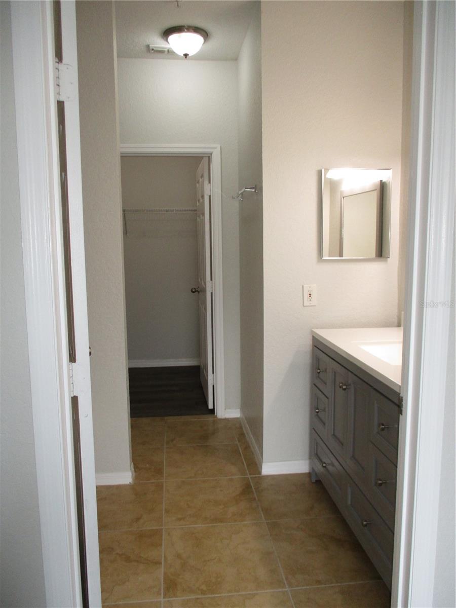 Image 14 of 28 For 6055 Westgate Drive 523