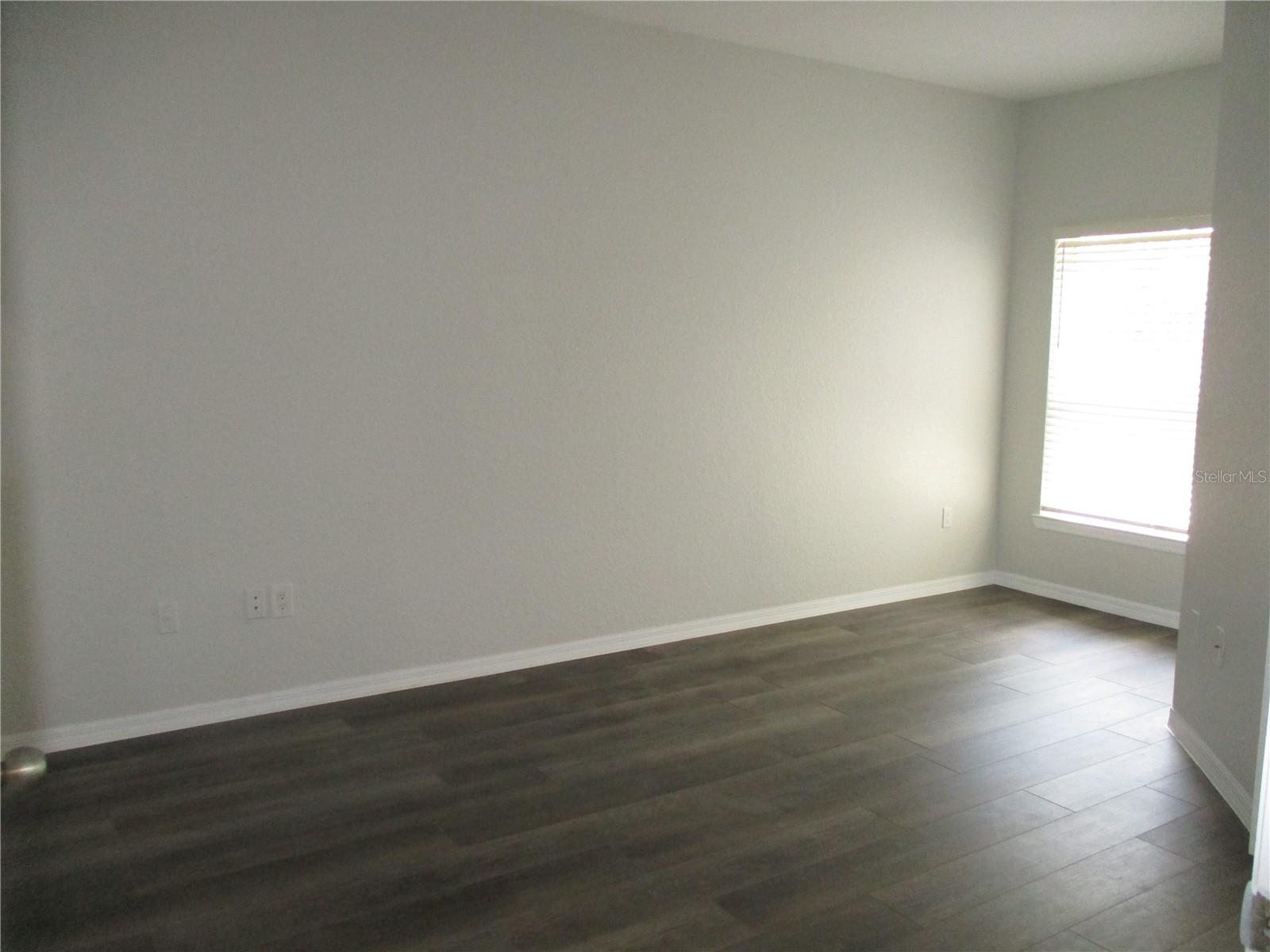 Image 20 of 28 For 6055 Westgate Drive 523