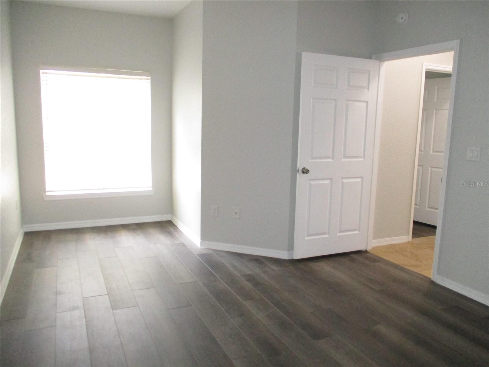 Image 22 of 28 For 6055 Westgate Drive 523