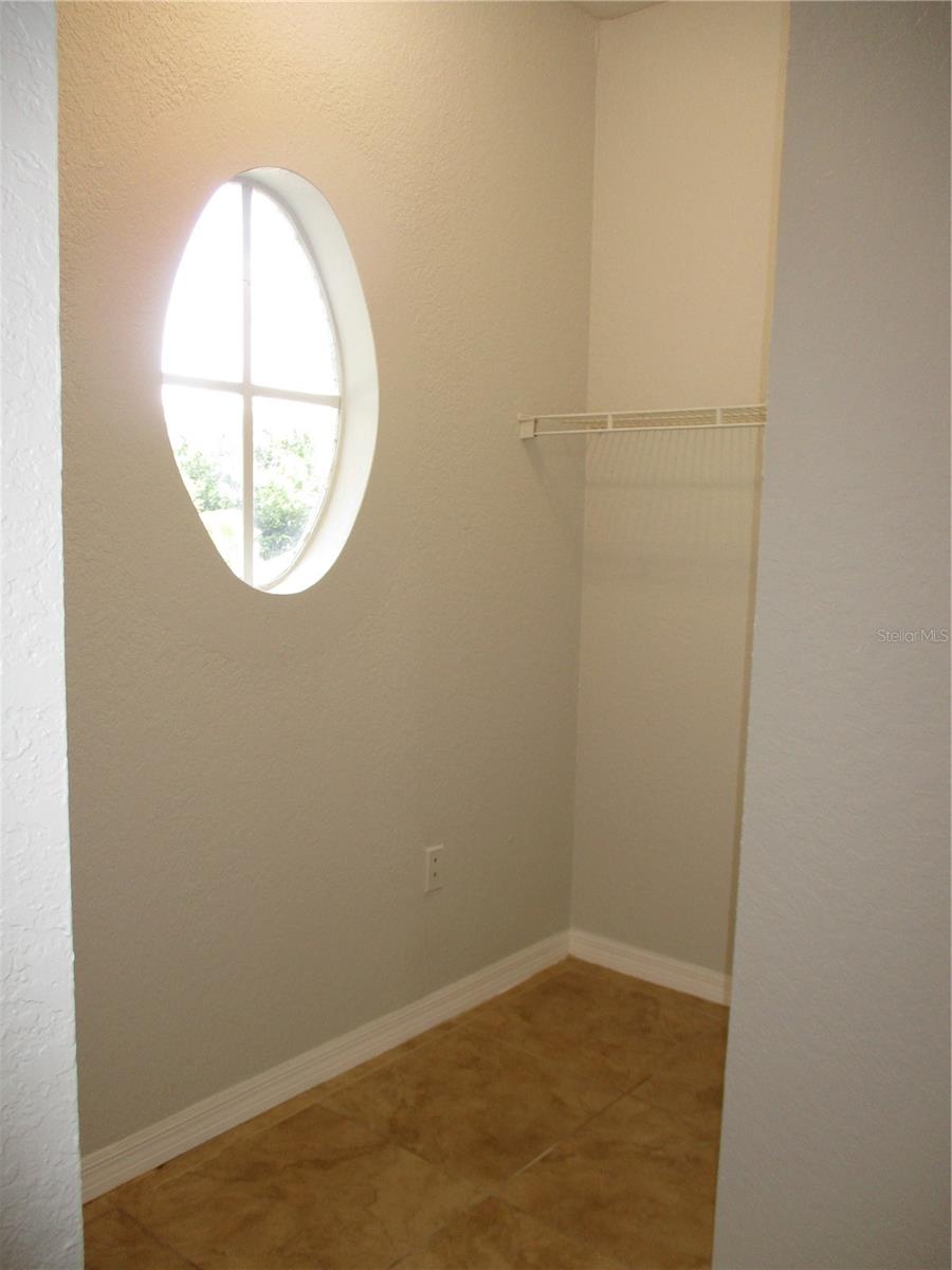Image 4 of 28 For 6055 Westgate Drive 523