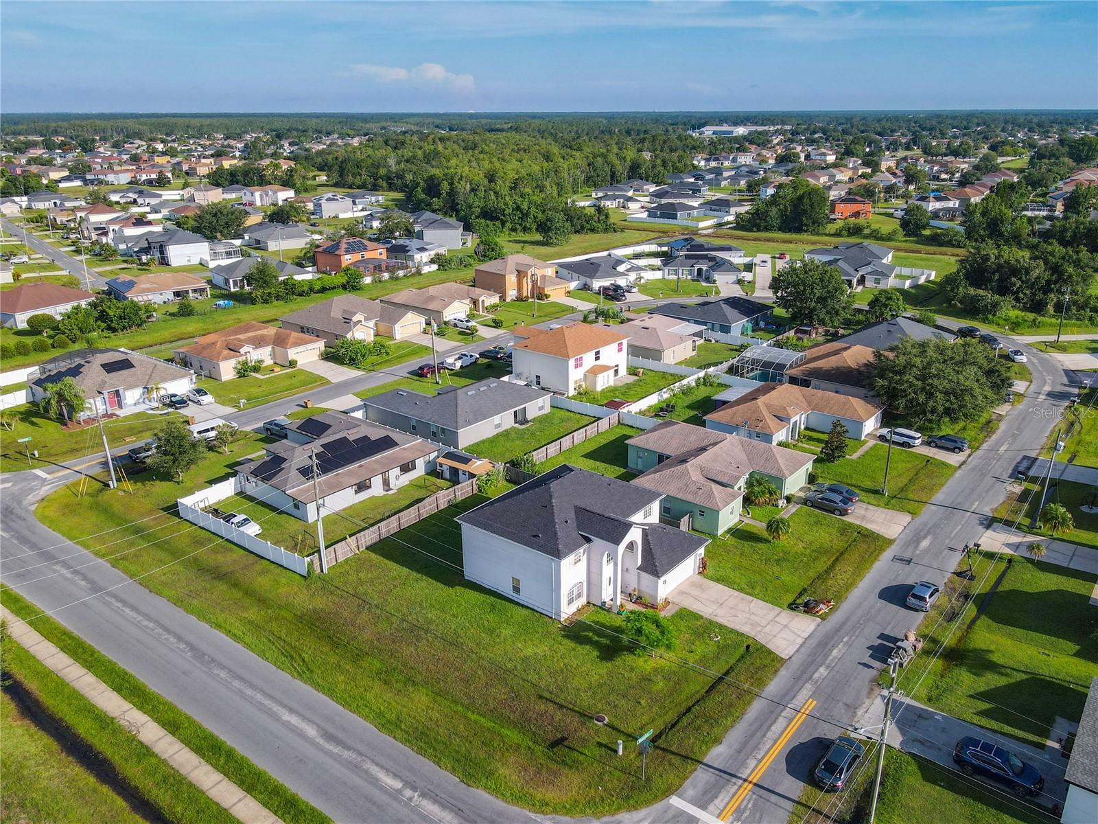 Image 30 of 38 For 401 Bloomfield Drive