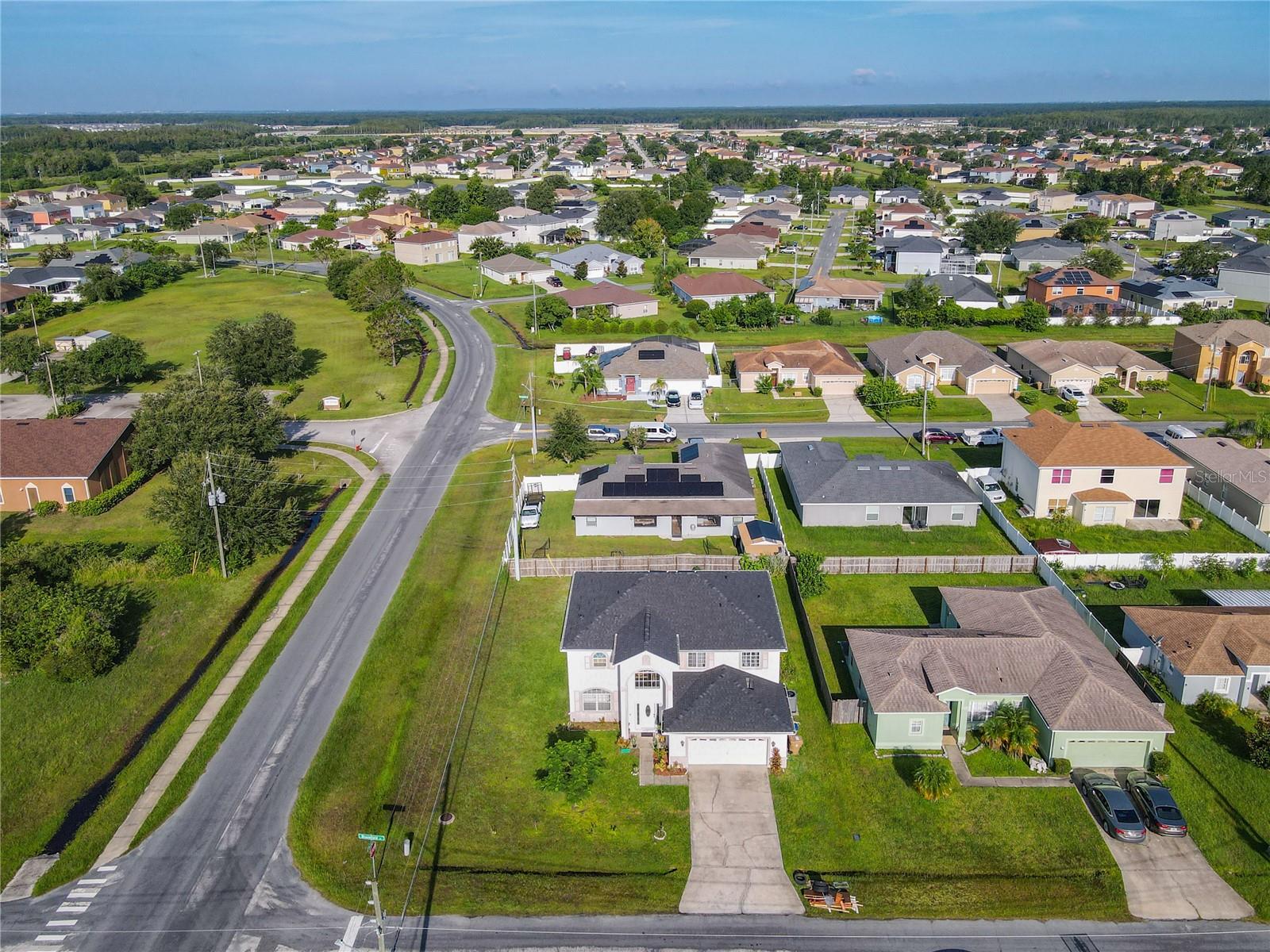 Image 31 of 38 For 401 Bloomfield Drive