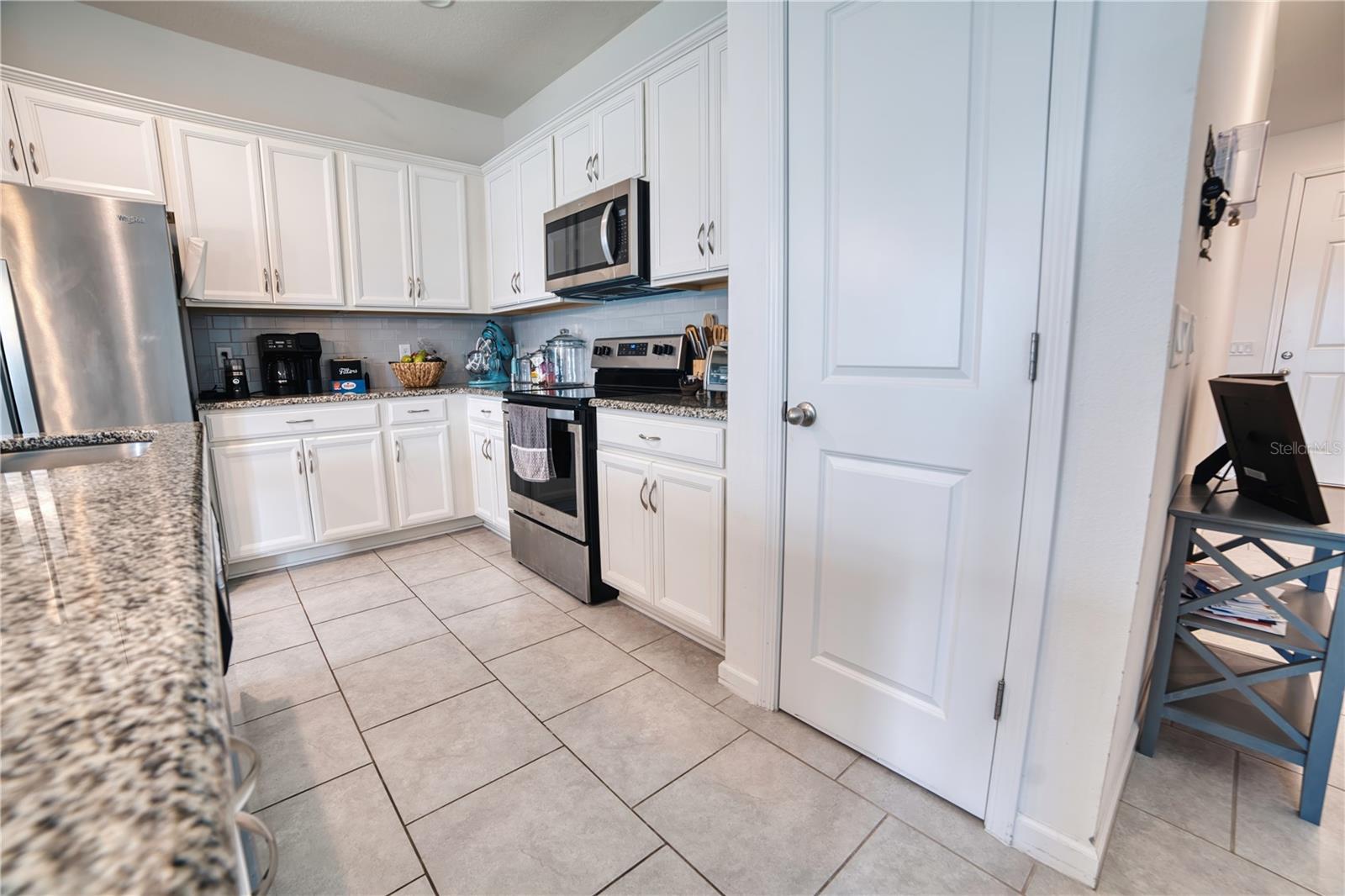 Image 10 of 39 For 1046 Wanderer Drive