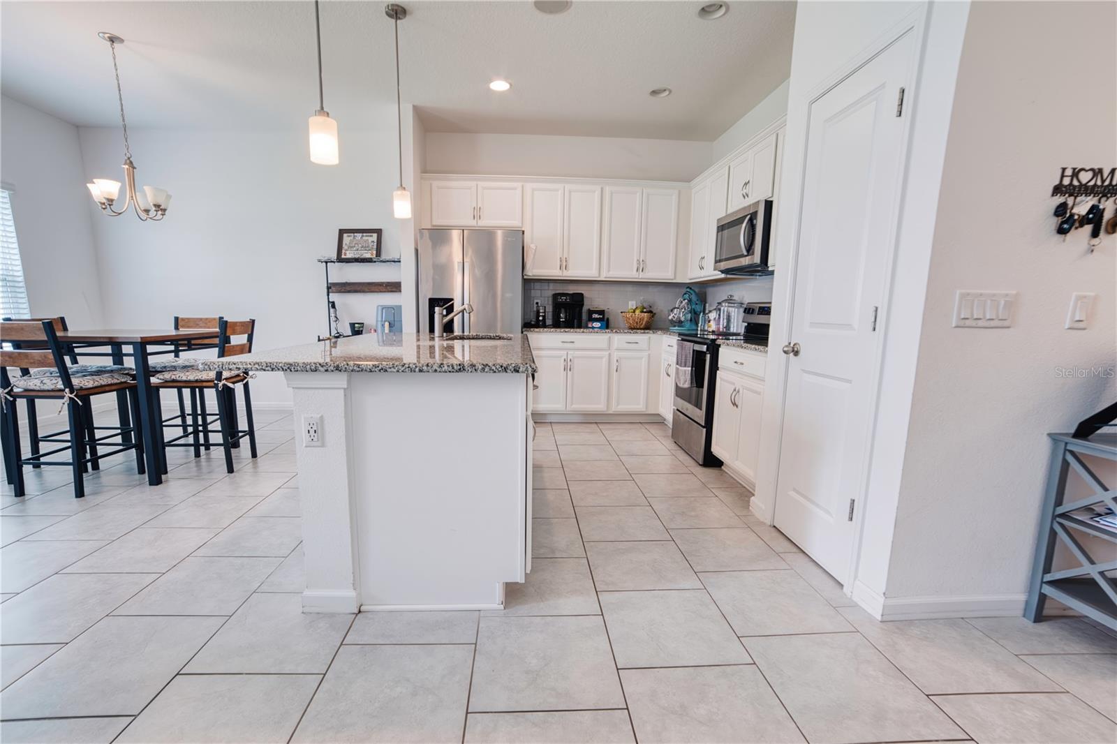 Image 11 of 39 For 1046 Wanderer Drive