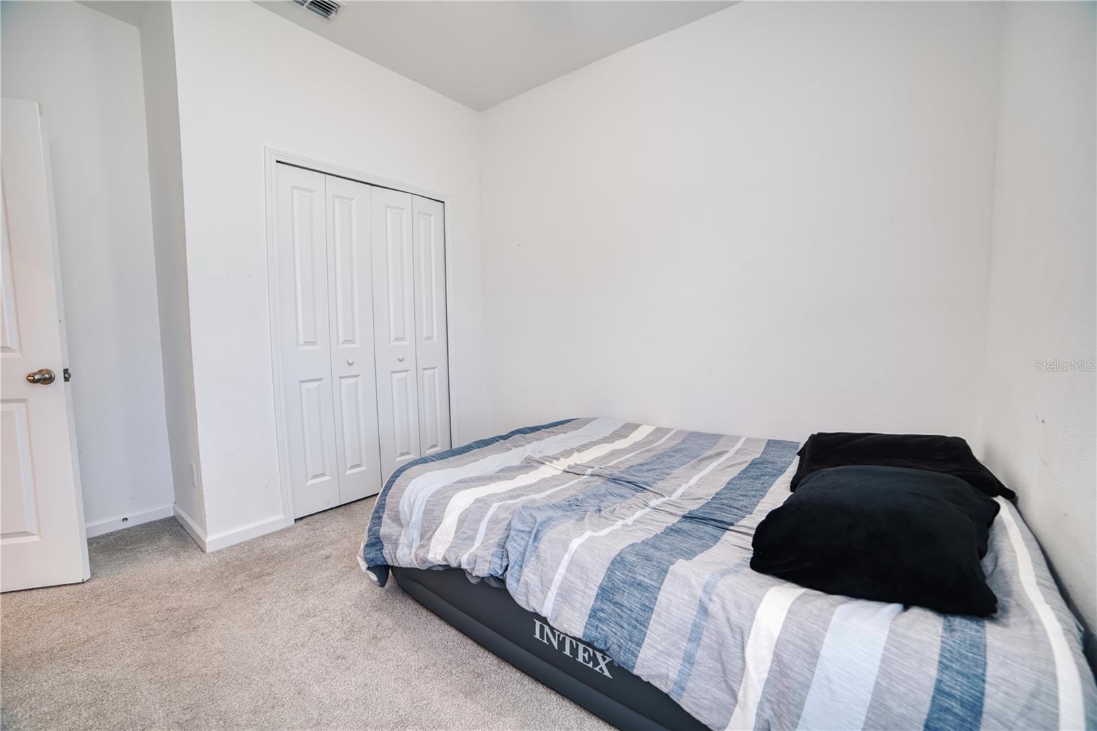 Image 23 of 39 For 1046 Wanderer Drive