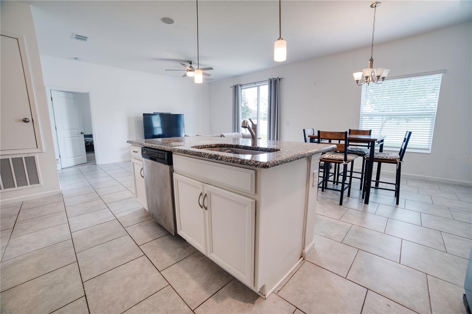 Image 7 of 39 For 1046 Wanderer Drive