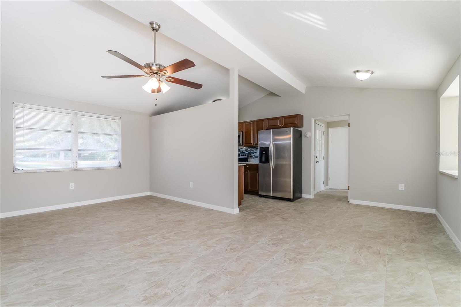 Image 6 of 16 For 2472 Waneta Drive