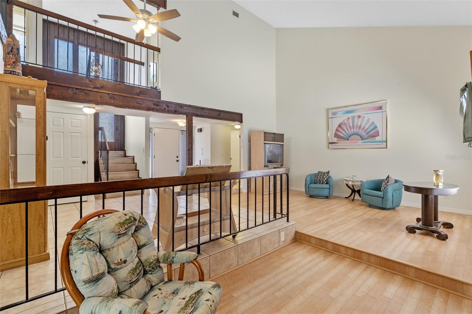 Image 12 of 53 For 5630 Spring Run Avenue