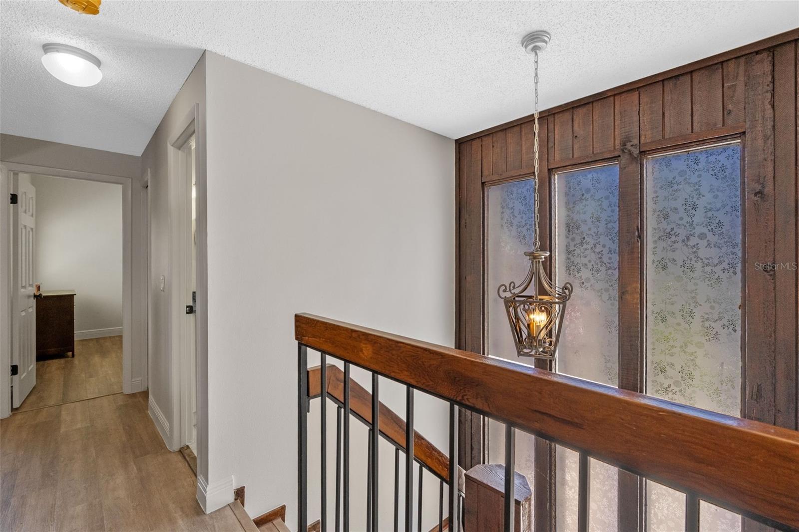 Image 21 of 53 For 5630 Spring Run Avenue