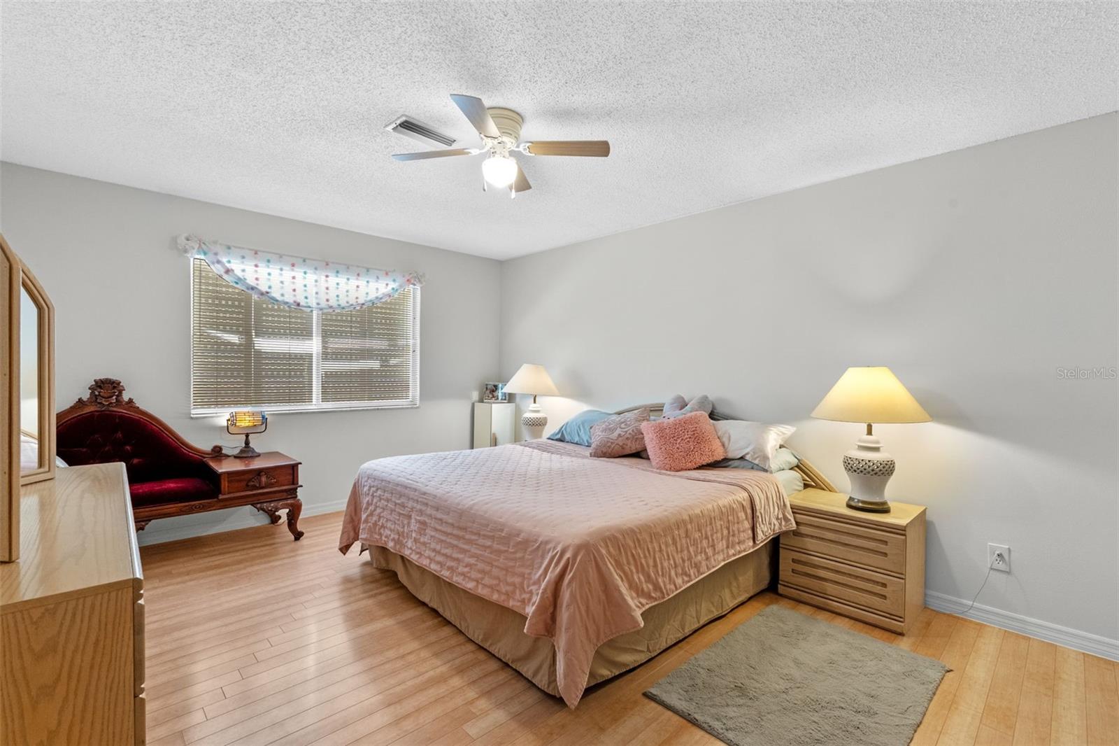 Image 30 of 53 For 5630 Spring Run Avenue
