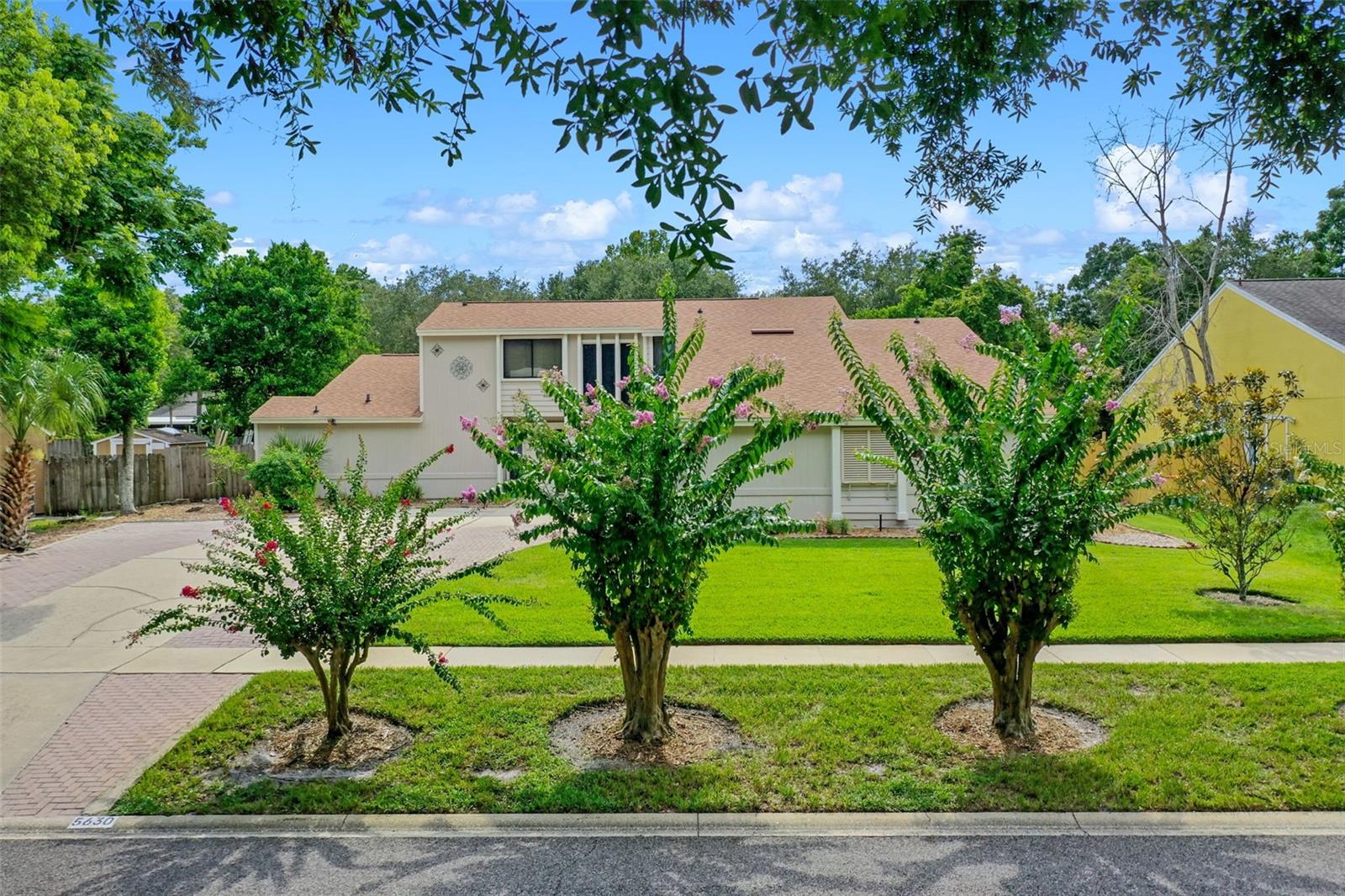 Image 4 of 53 For 5630 Spring Run Avenue