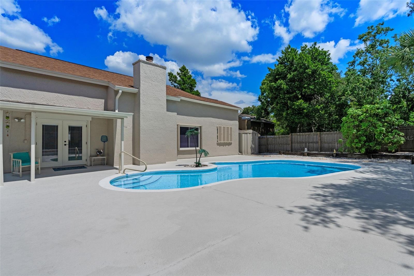 Image 41 of 53 For 5630 Spring Run Avenue