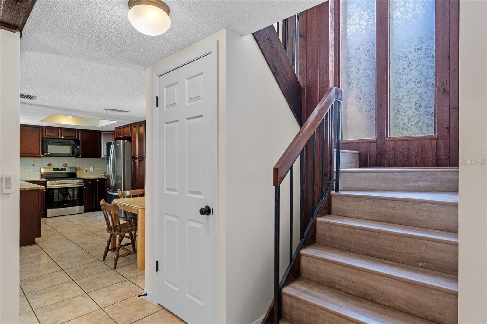 Image 7 of 53 For 5630 Spring Run Avenue