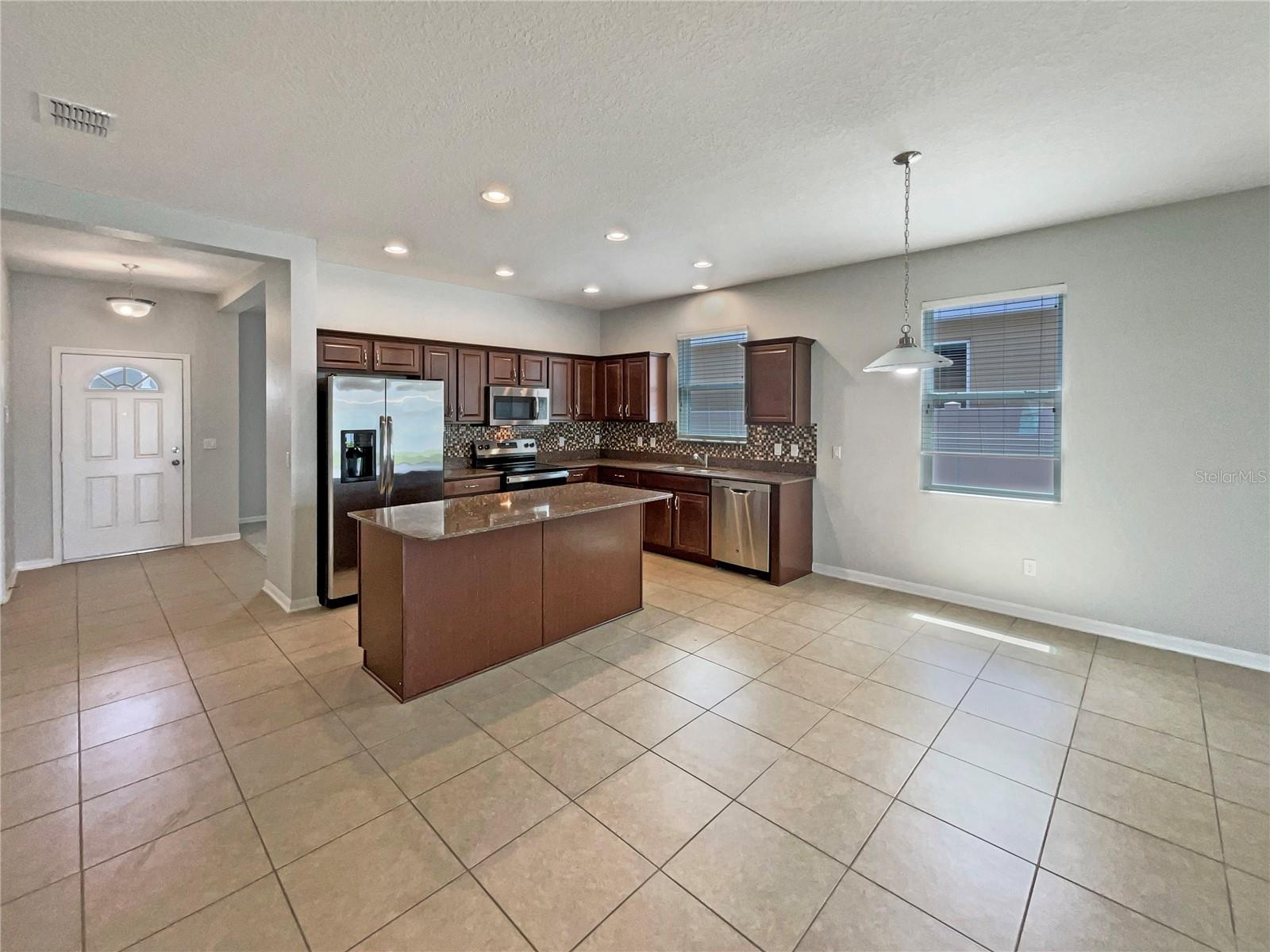 Image 12 of 31 For 2587 Isabela Terrace