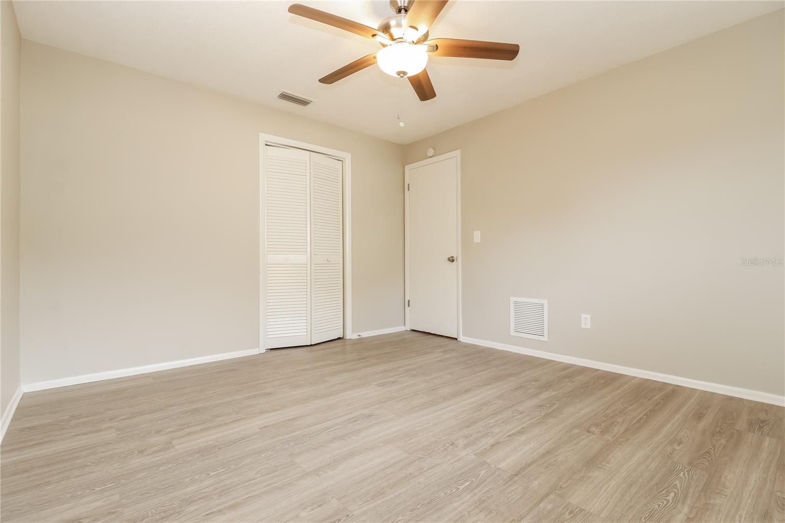 Image 11 of 16 For 2154 17th Terrace Sw