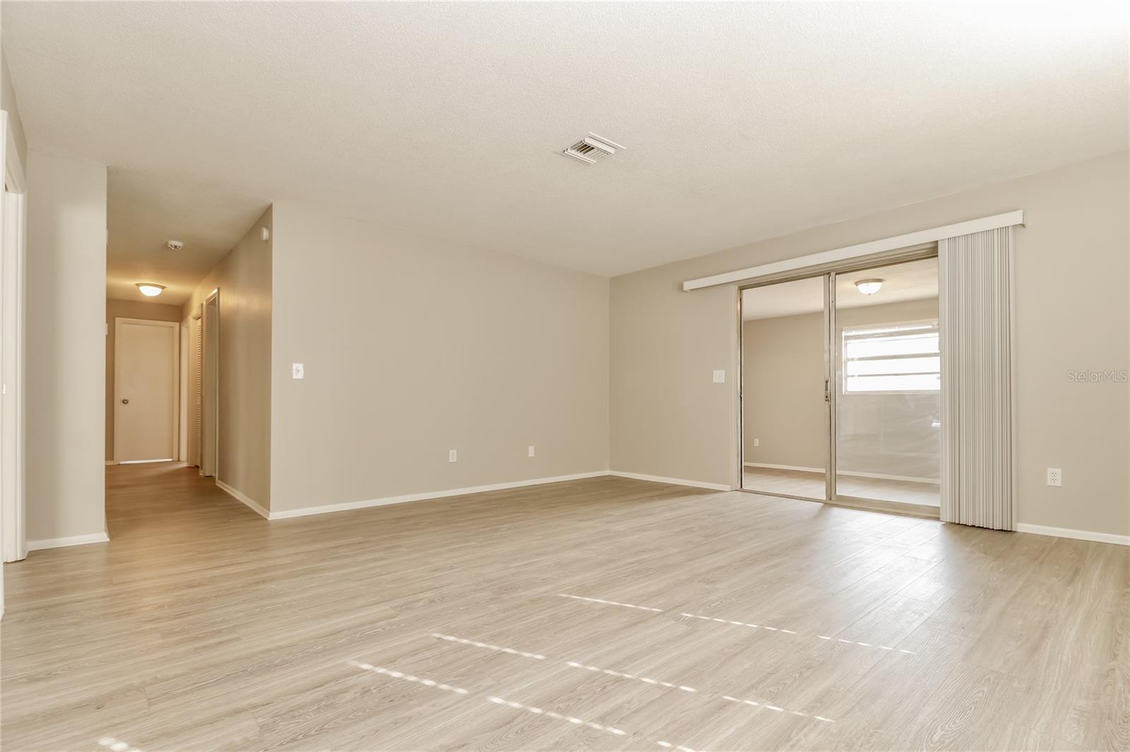 Image 5 of 16 For 2154 17th Terrace Sw