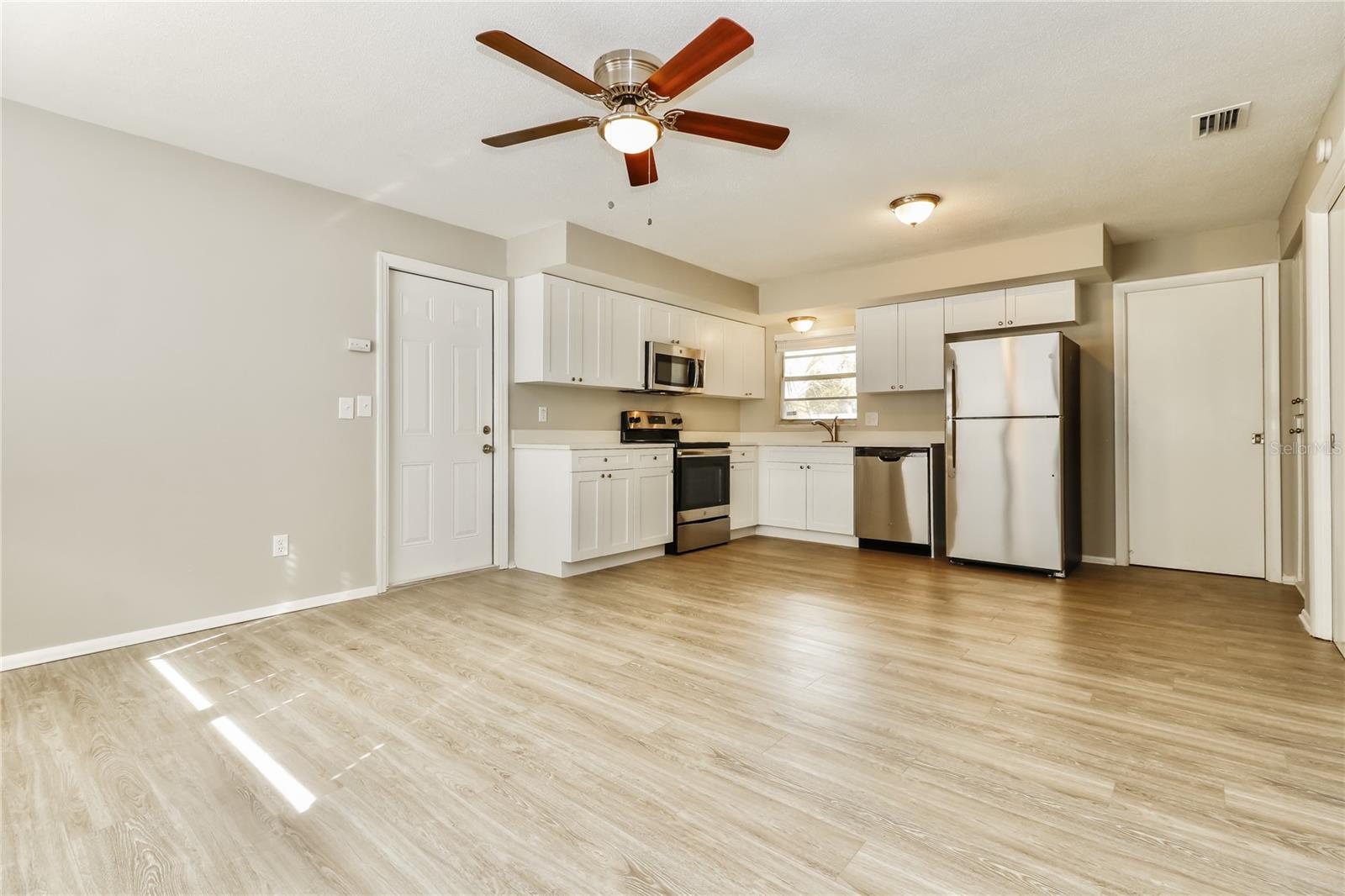 Image 7 of 16 For 2154 17th Terrace Sw