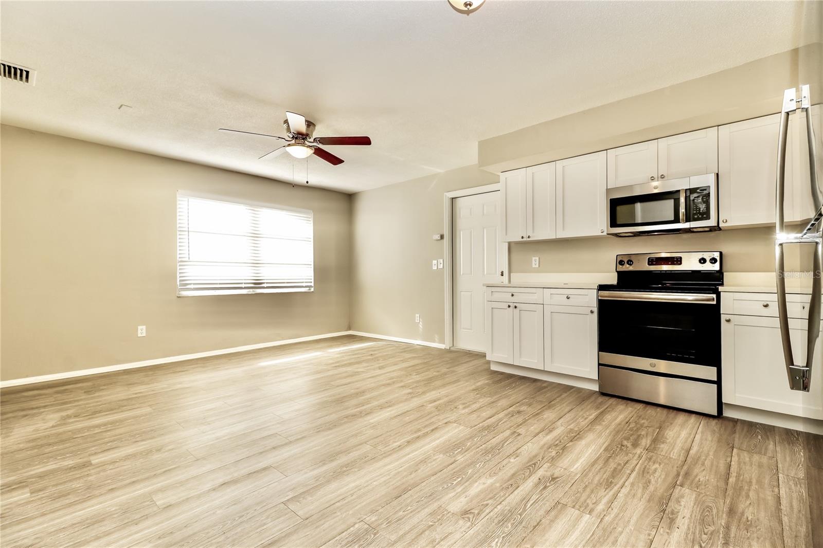 Image 8 of 16 For 2154 17th Terrace Sw