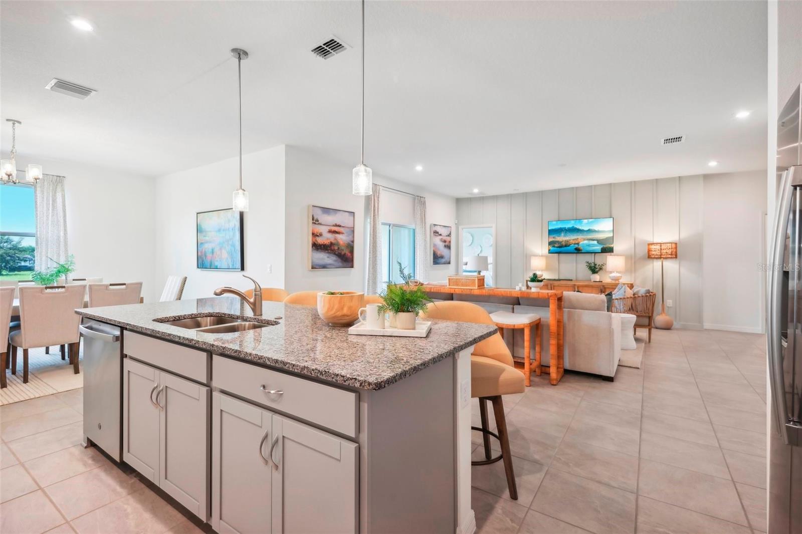 Image 12 of 47 For 12903 Trovita Drive