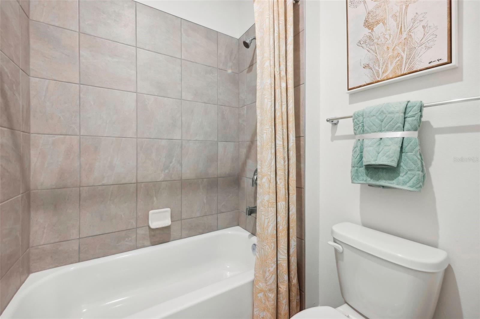 Image 24 of 47 For 12903 Trovita Drive