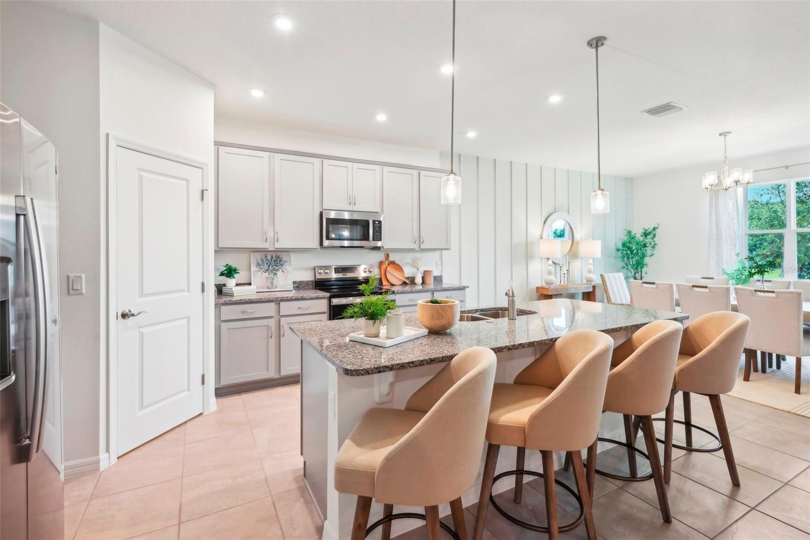 Image 7 of 47 For 12903 Trovita Drive