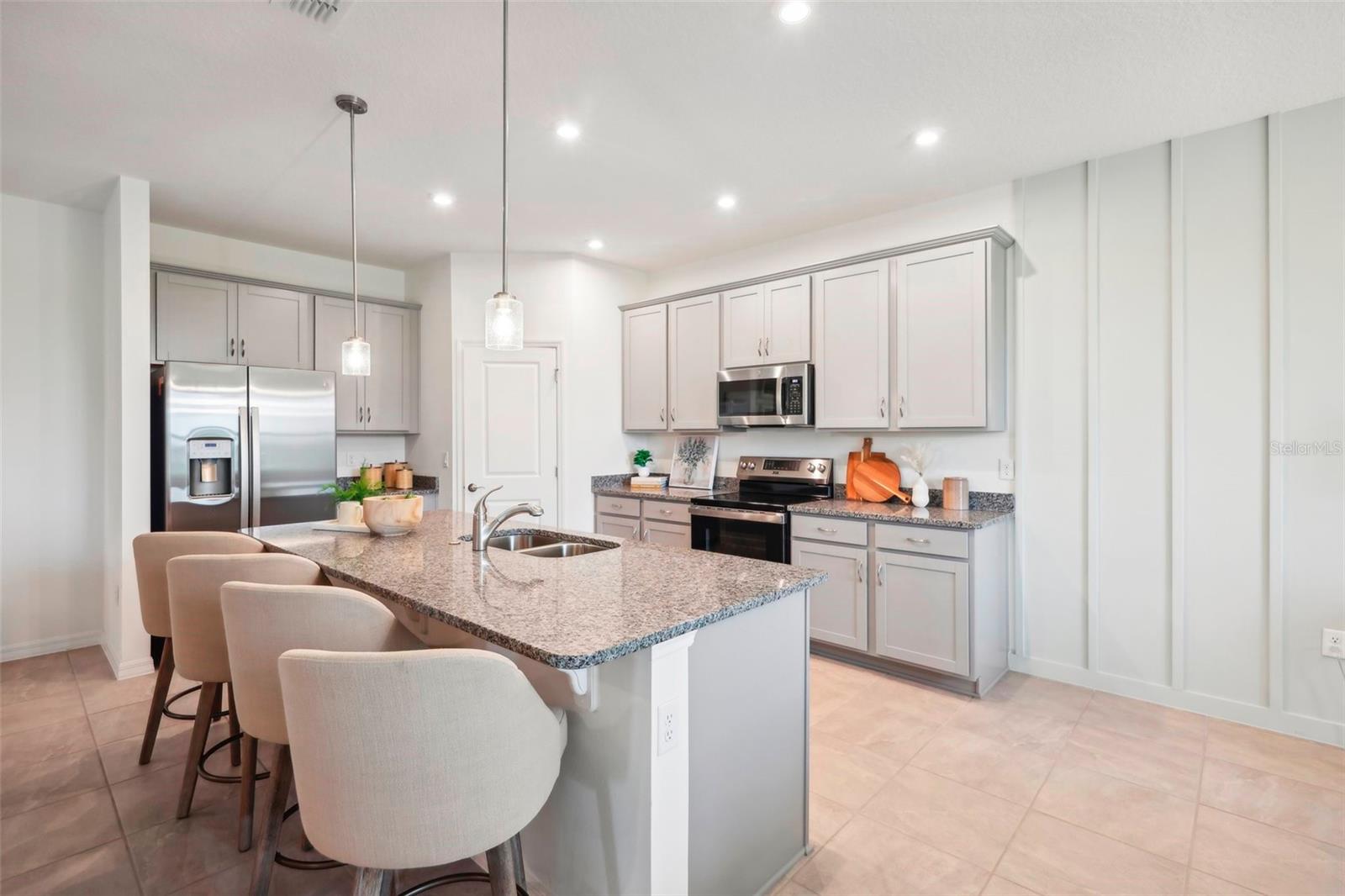 Image 9 of 47 For 12903 Trovita Drive