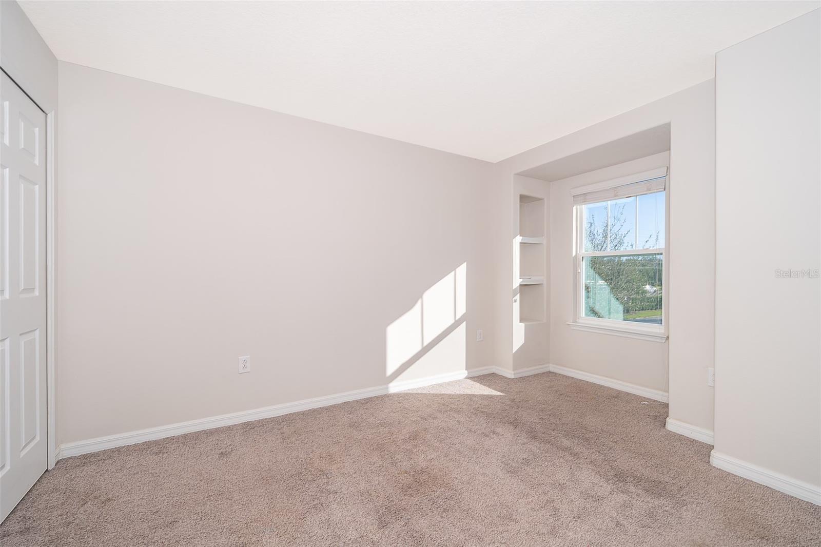 Image 17 of 23 For 2584 Amati Drive