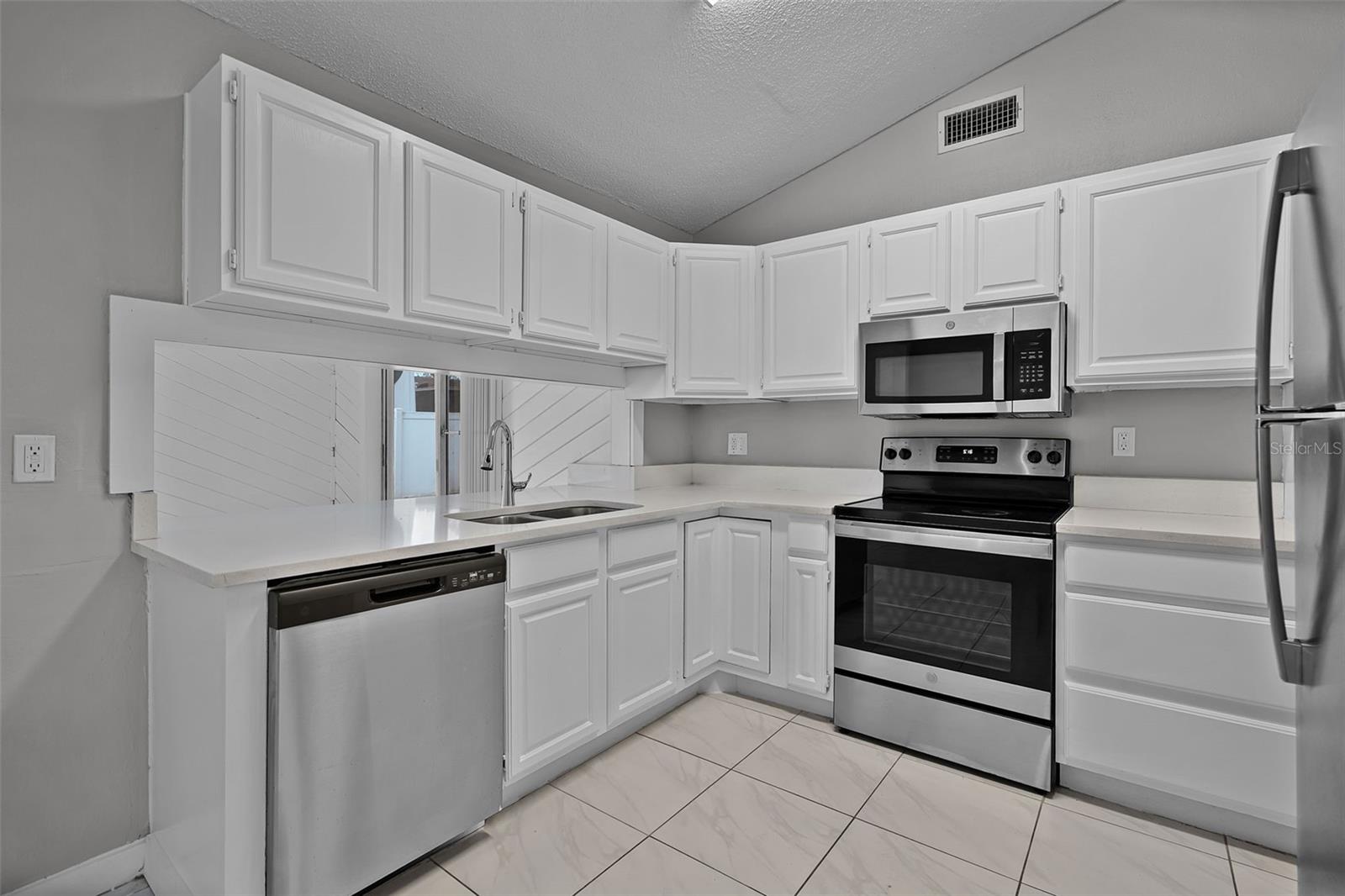 Image 14 of 41 For 7742 Antioch Drive