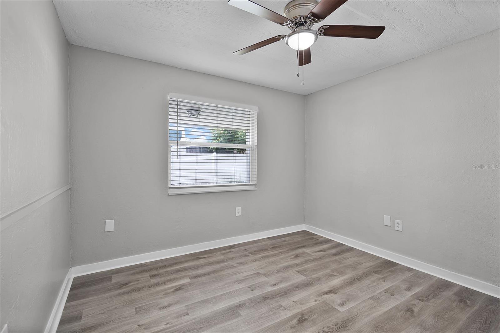 Image 23 of 41 For 7742 Antioch Drive