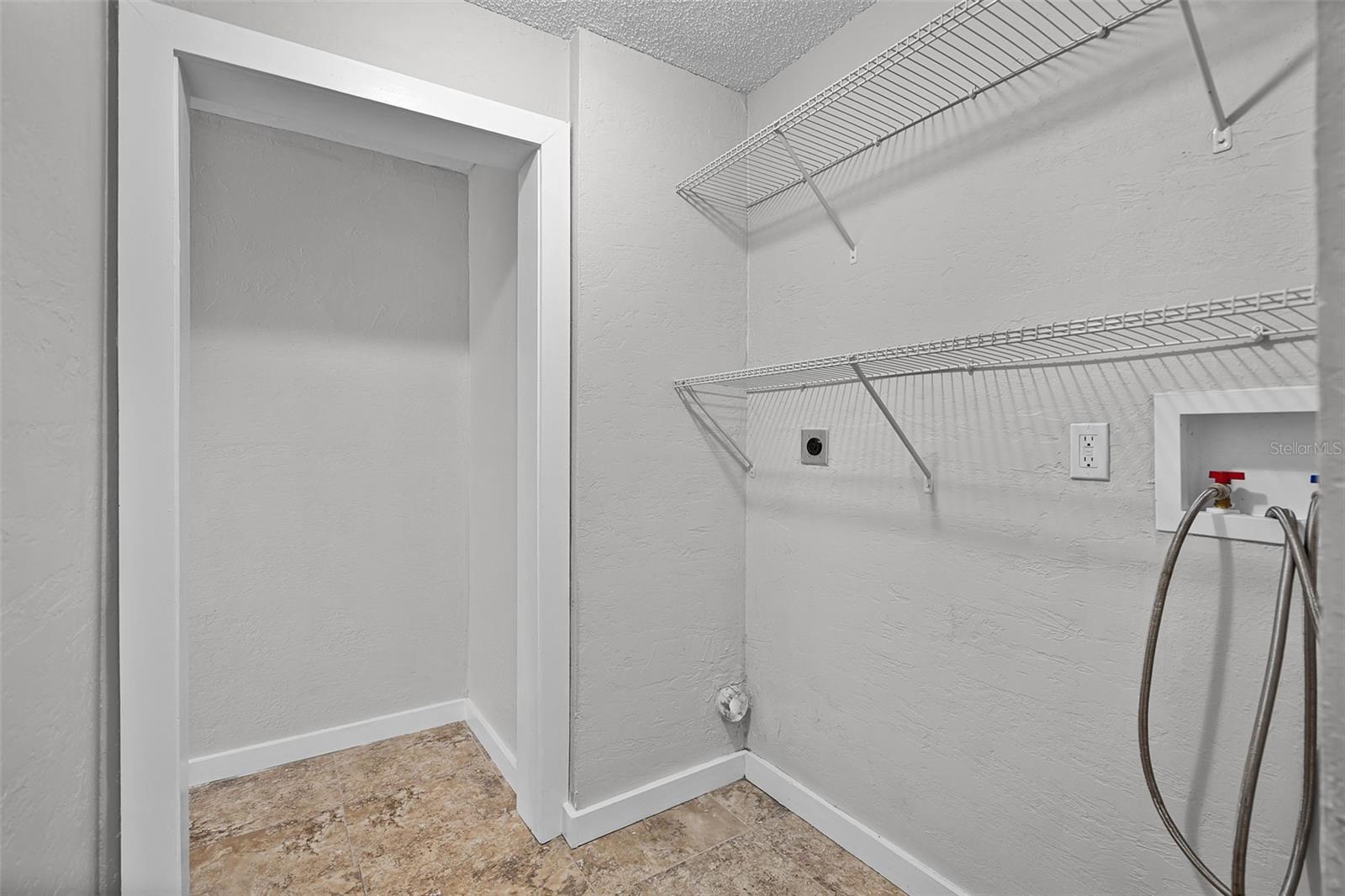 Image 25 of 41 For 7742 Antioch Drive