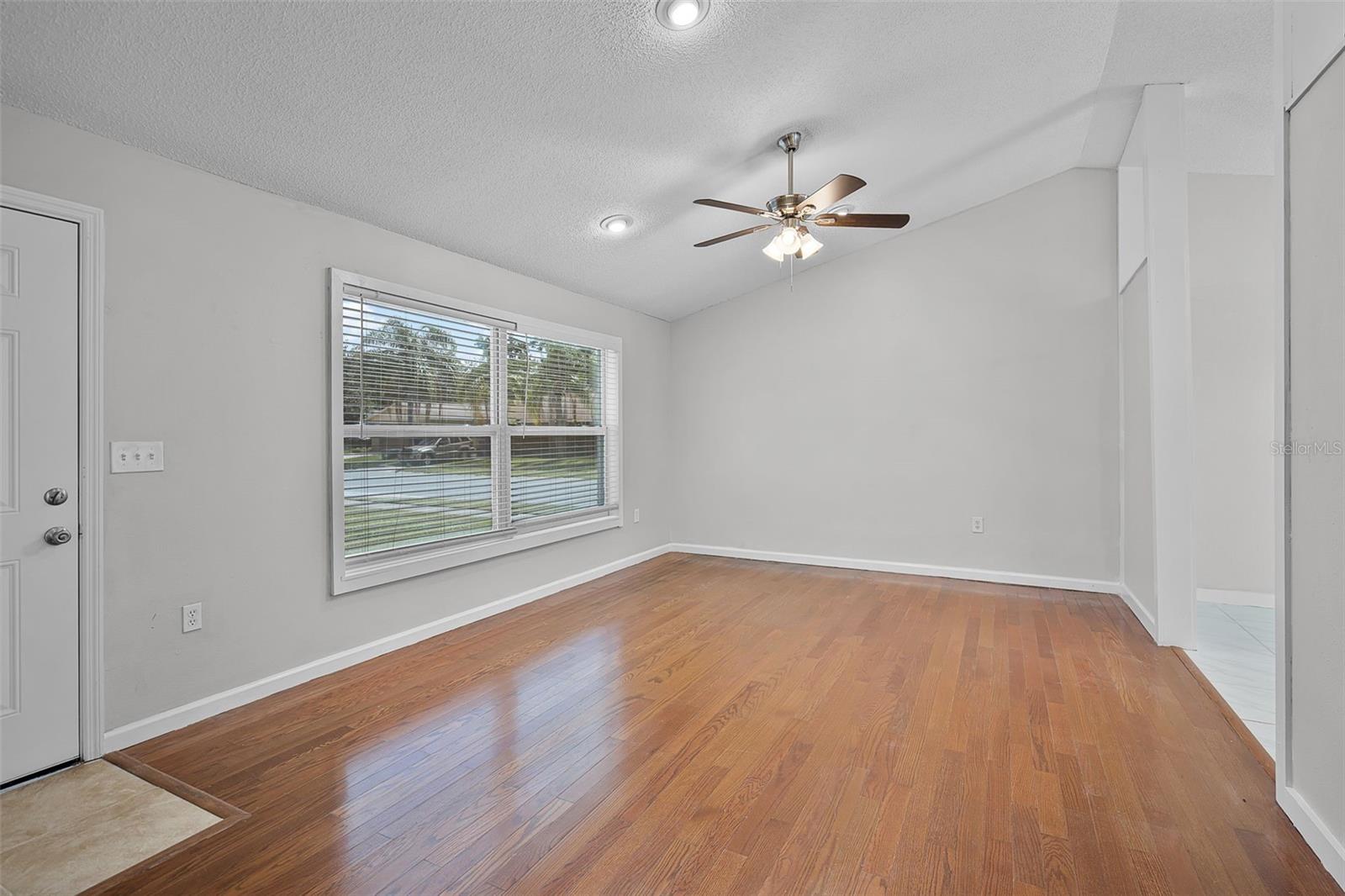 Image 9 of 41 For 7742 Antioch Drive