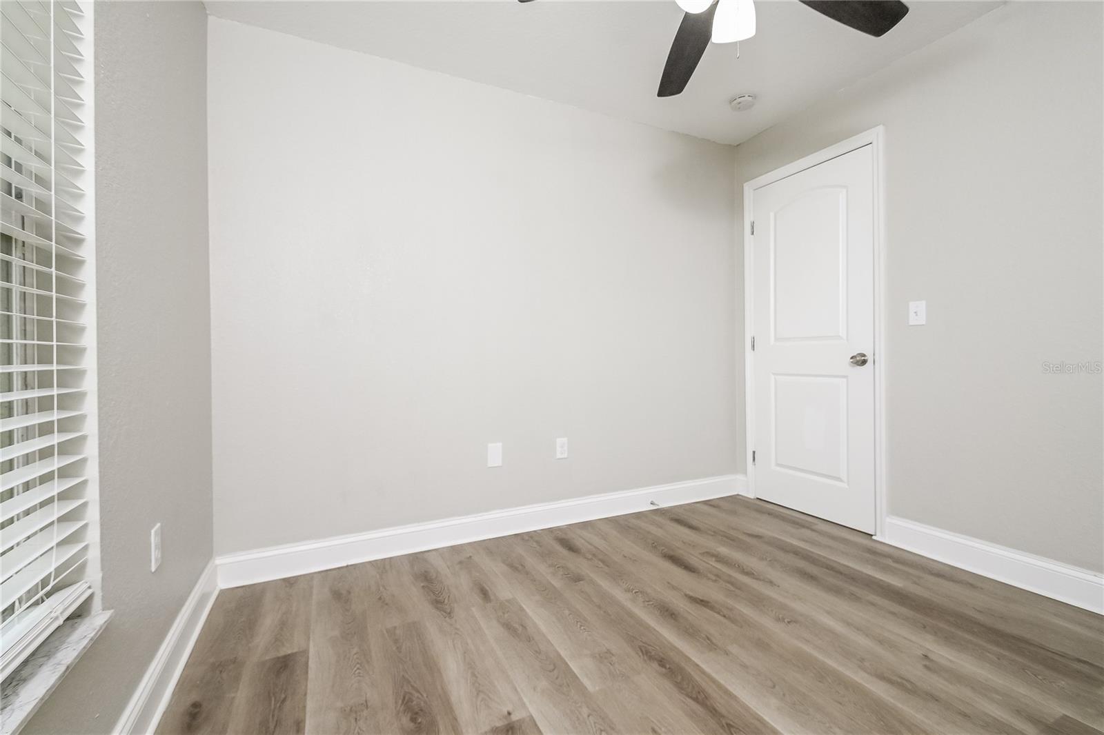 Image 11 of 16 For 2330 Northview Drive