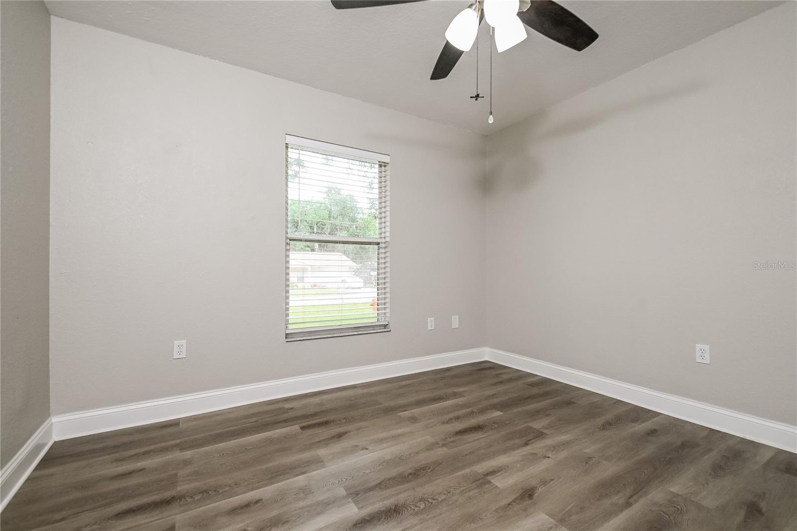 Image 14 of 16 For 2330 Northview Drive
