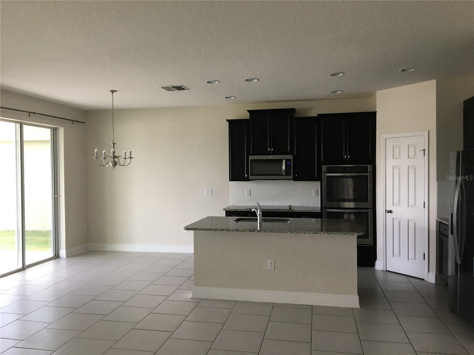 Image 11 of 30 For 2510 Sanderling Street