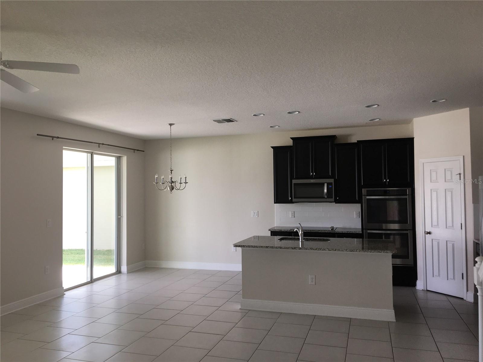 Image 12 of 30 For 2510 Sanderling Street