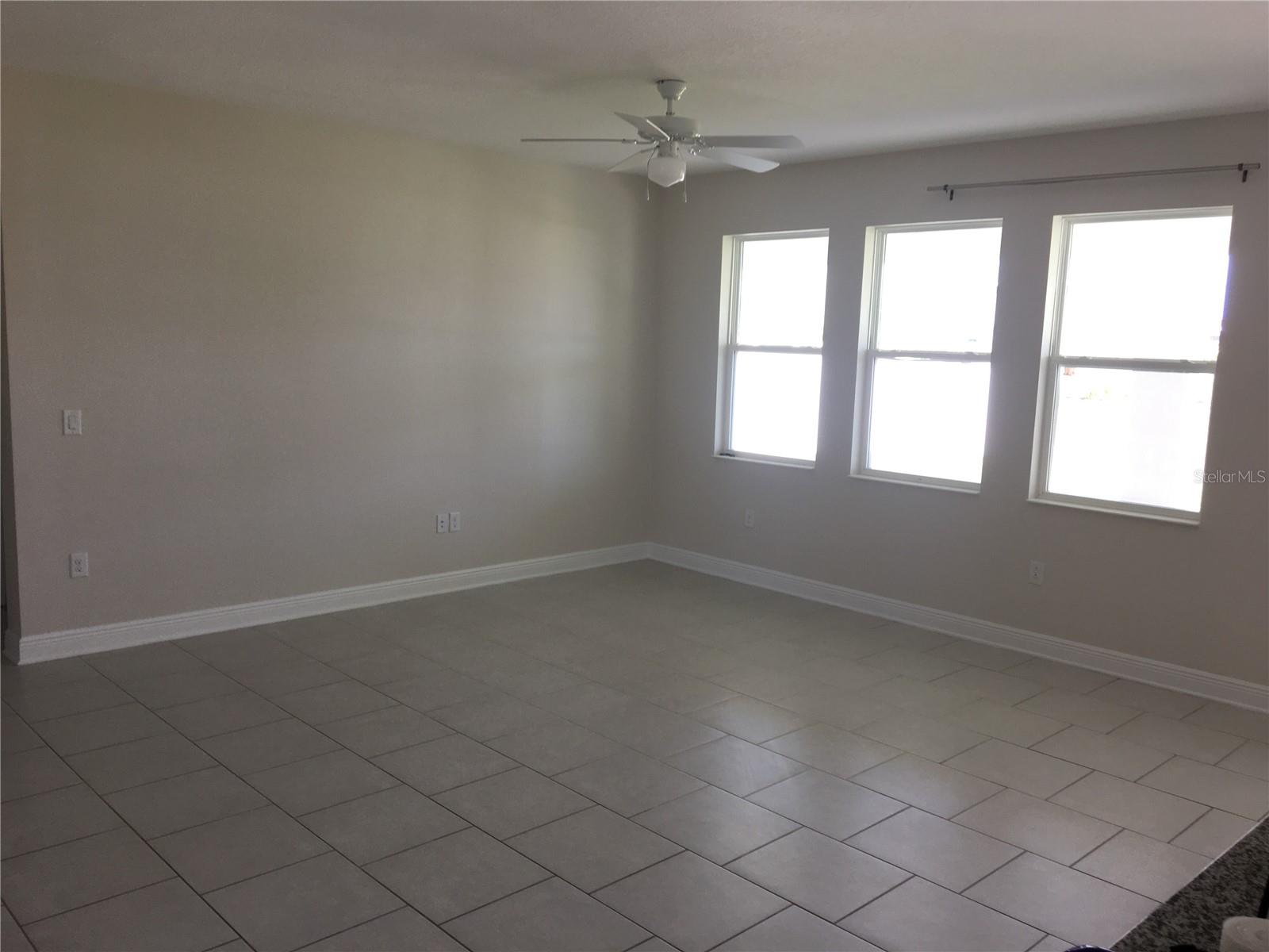 Image 16 of 30 For 2510 Sanderling Street