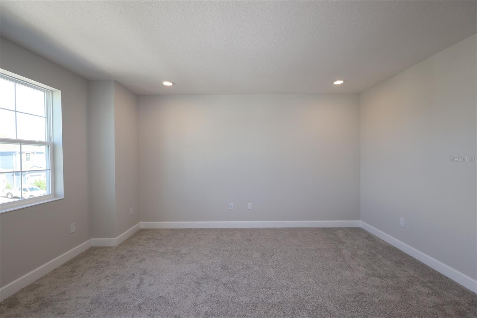 Image 31 of 51 For 5196 Prairie Preserve Run