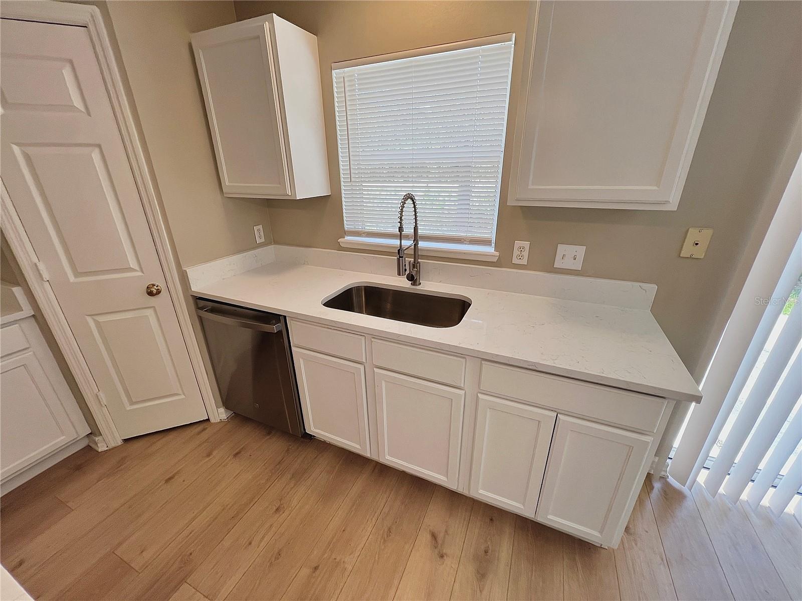 Image 6 of 20 For 1418 Sarasota Drive