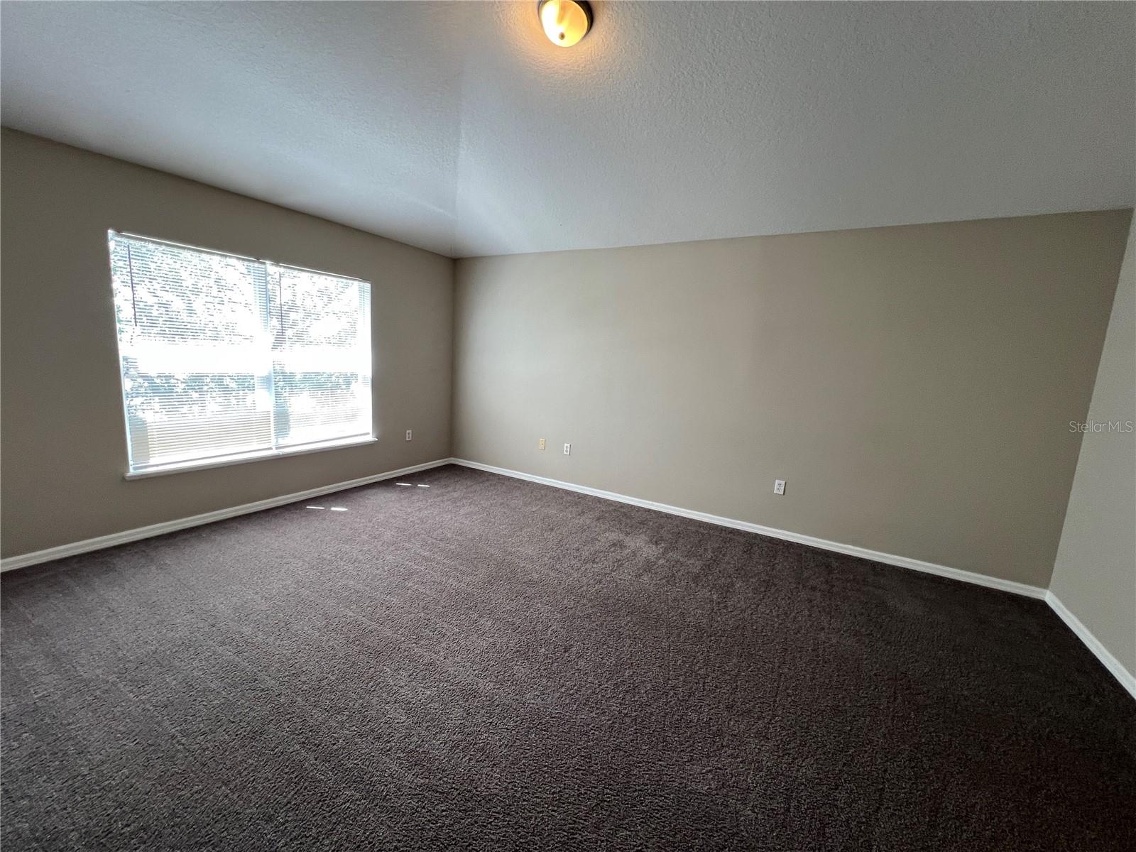 Image 8 of 20 For 1418 Sarasota Drive