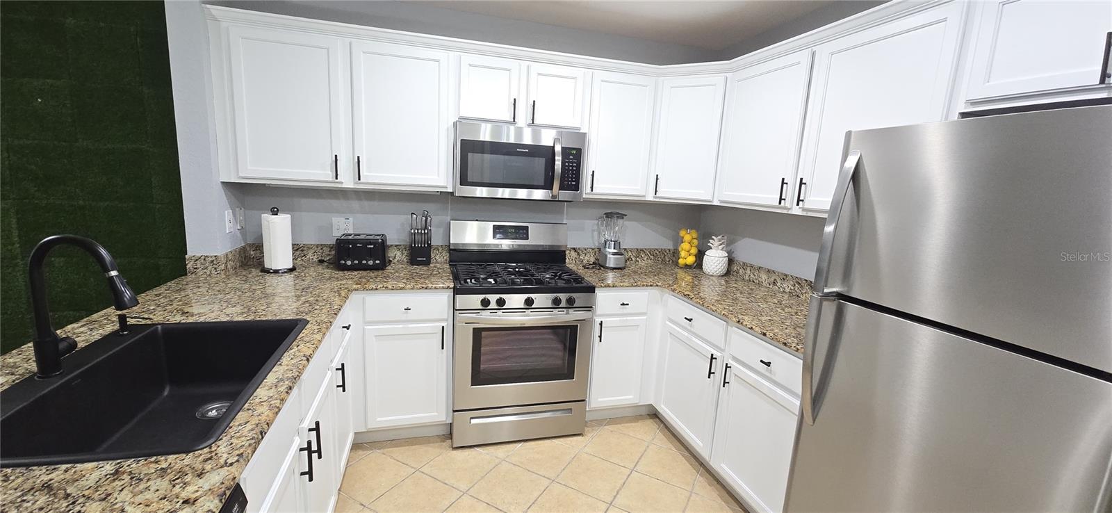 Image 11 of 27 For 1310 Seven Eagles Court 202