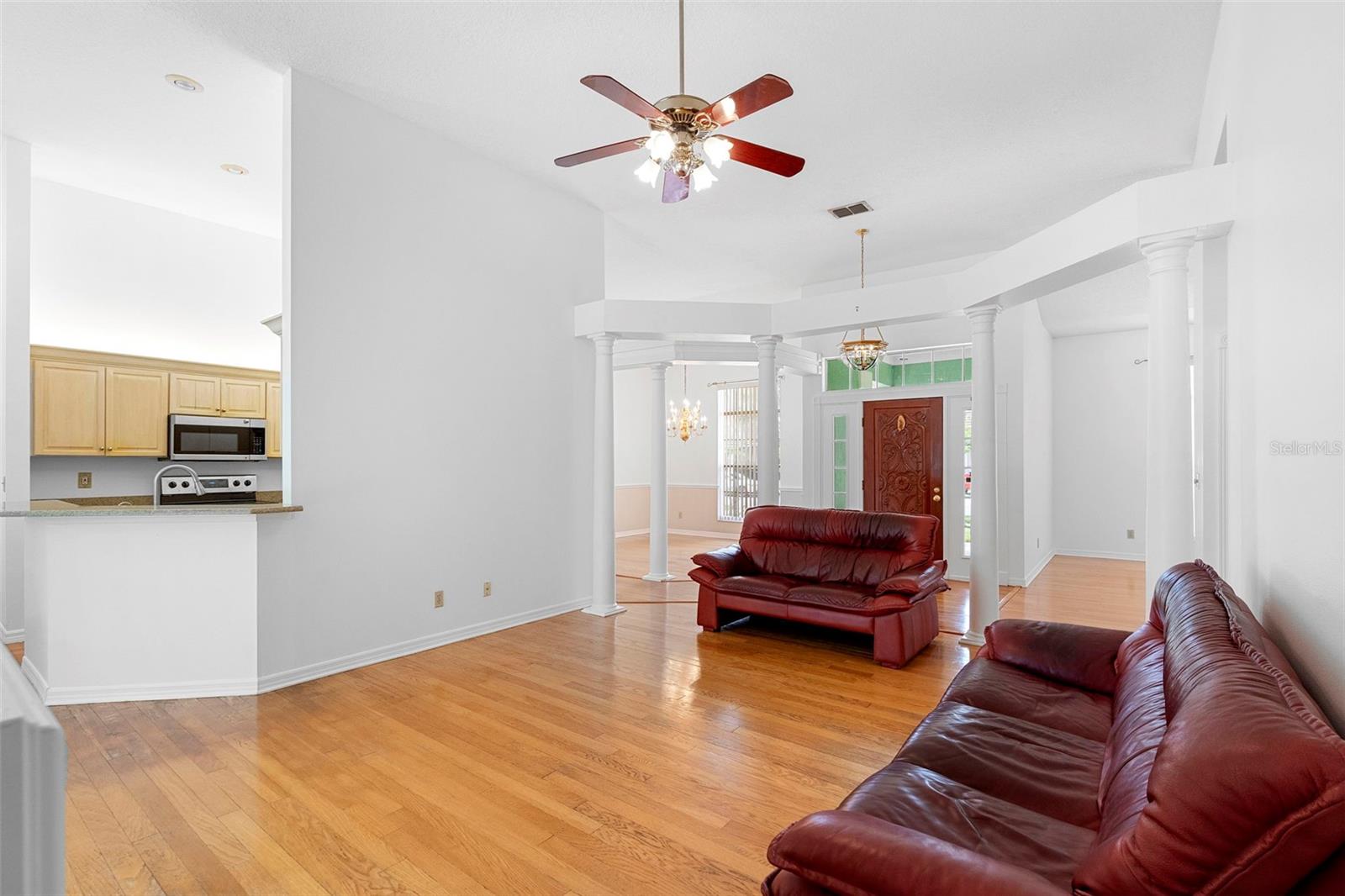 Image 10 of 39 For 8525 Buckley Court