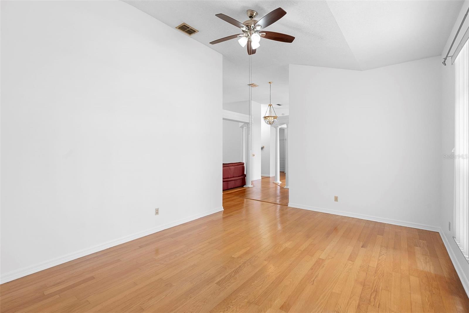 Image 11 of 39 For 8525 Buckley Court