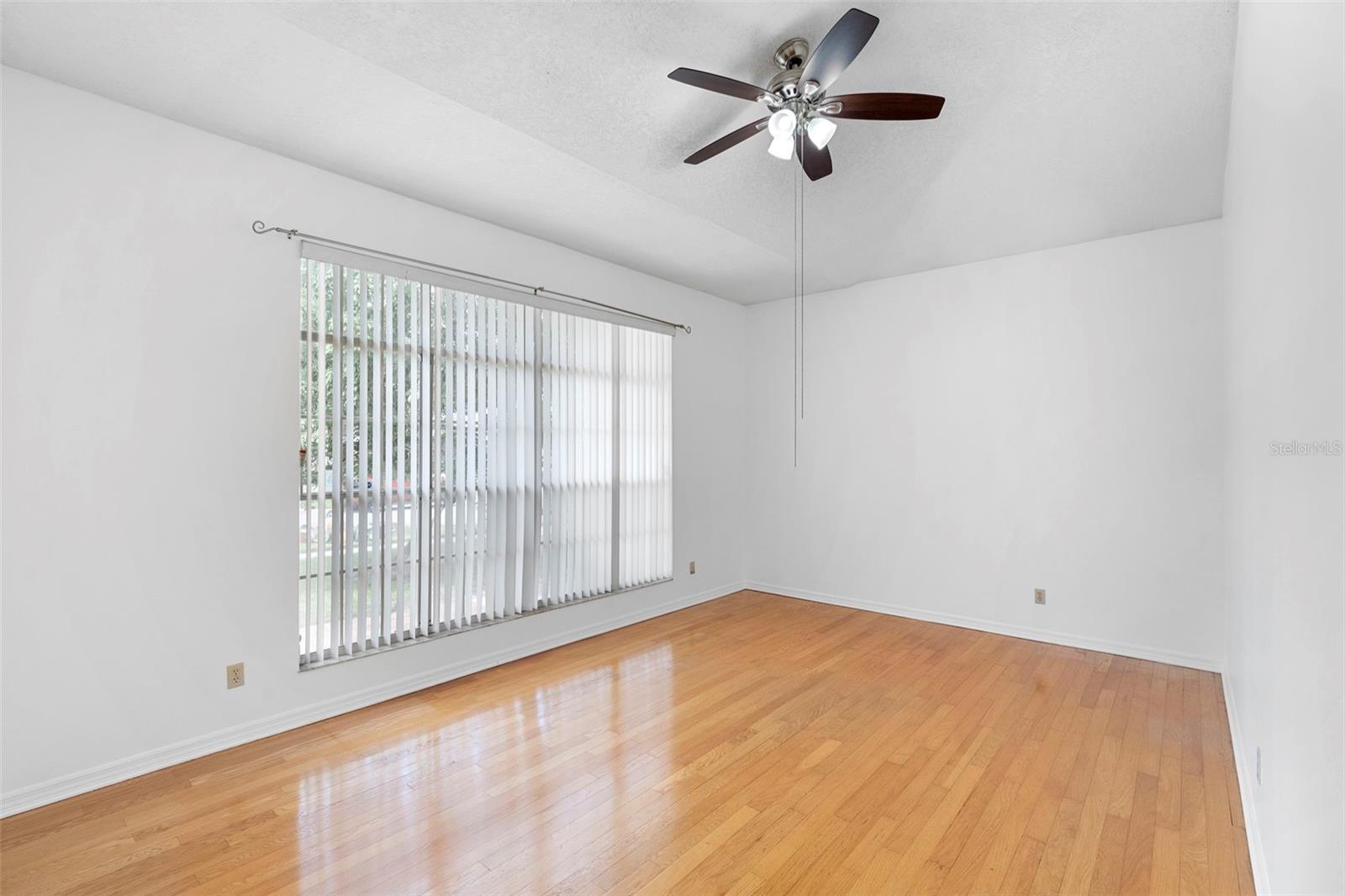 Image 20 of 39 For 8525 Buckley Court
