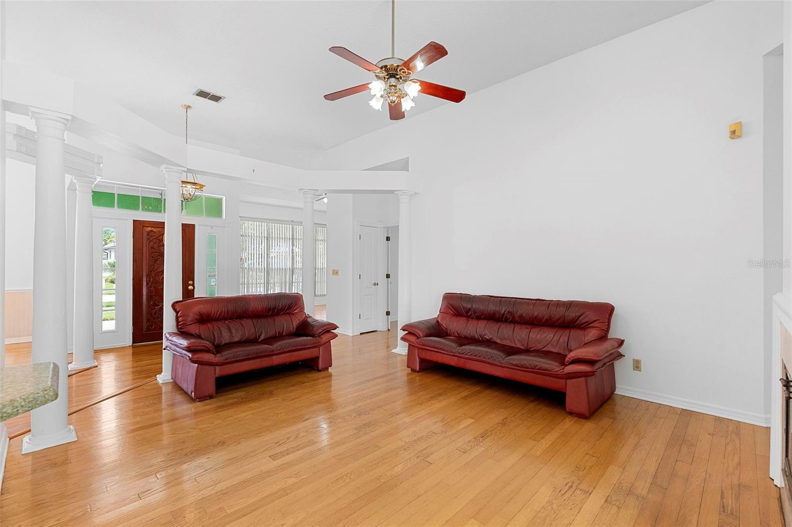 Image 9 of 39 For 8525 Buckley Court