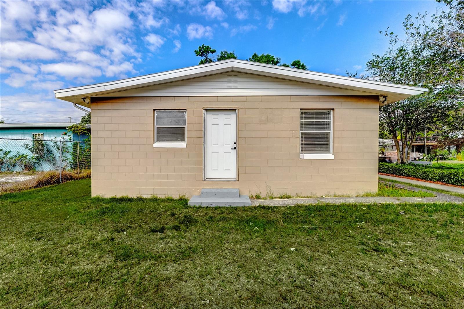 Image 3 of 16 For 1928 3rd Street Ne