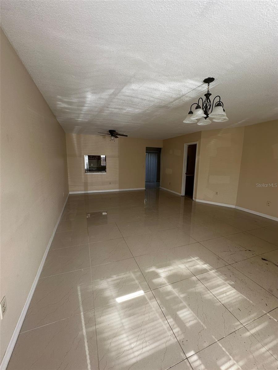 Image 16 of 27 For 1608 Long Ridge Court 274