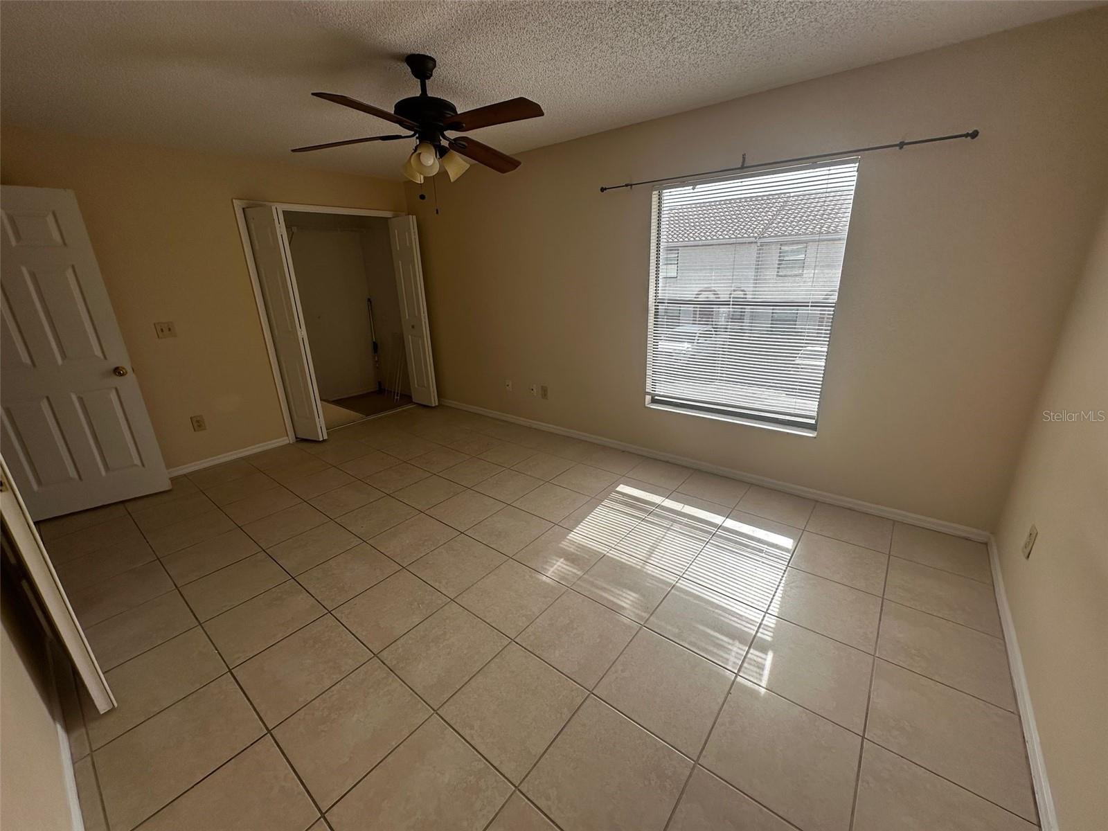 Image 21 of 27 For 1608 Long Ridge Court 274